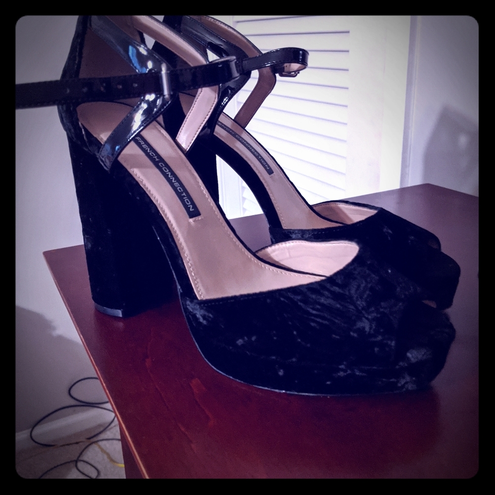 Women's shoes